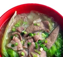 Eight-Blade Soup Rice Noodles