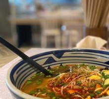 Sour Soup Noodles with Meat Sauce