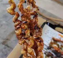 Five-fingered Mulberry Crispy Chicken Pot