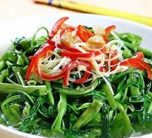 Stir-fried Morning Glory with Chili and Tofu