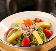 Tuna Mango Salad