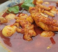 Braised Chicken Feet with Taro