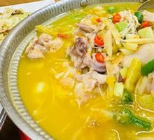 Golden Sour Spicy Pig Trotter