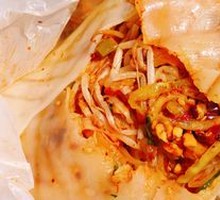 Beijing Roast Duck Wrapped in Cold Noodles