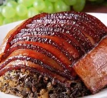Homestyle Salted Pork with Pickled Mustard Greens