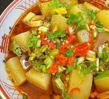 Spicy Rice Noodles in Sauce