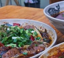 Scallion Stir-fried Beef Liver