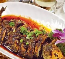 Dry-Roasted Crucian Carp