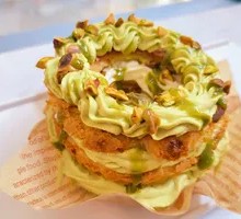 Pistachio Wheel Choux Pastry
