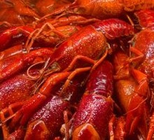 Stir-Fried Three Pepper Lobster with小龙虾