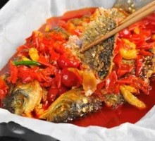 Paprika-Flavored Paper-Wrapped Fish