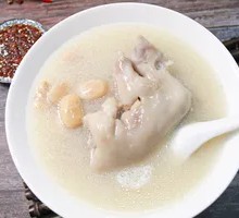 Pork Trotter in Original Soup