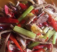 Pickled Pepper Beef Intestines