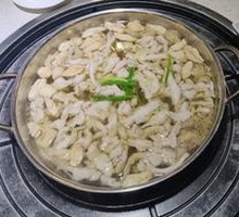 Special Bamboo Mushroom Pot