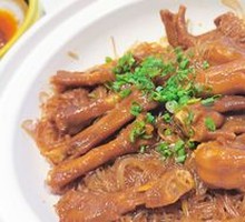 Braised Goose Feet with Vermicelli in Black Bean Sauce