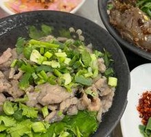 Signature Beef with翘脚