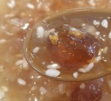 Peach Gelatin and Rice Wine Stewed Silver Ear Fungus