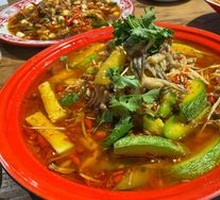 Young Ginger Stir-Fried Frog