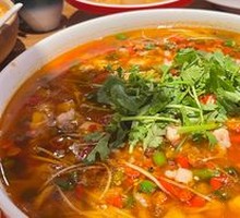 Fresh Spicy Rabbit in Pot