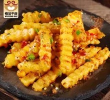 Crispy Potato with Spicy Sauce