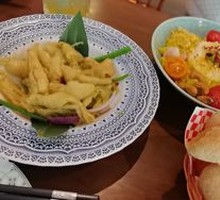 Thai Boneless Chicken Feet