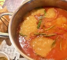 Signature Tom Yum Hot Pot