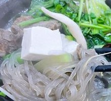 Braised Lamb Shank in Clay Pot