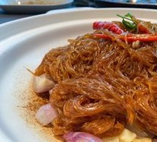 Duck Feet and Vermicelli Stew