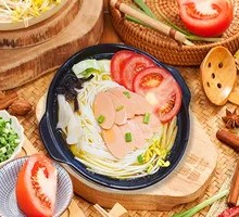 Three Delicacies Ham Sausage Rice Noodles