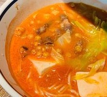 Tomato Beef Noodle Soup