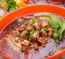 Pork Rib Noodle with Egg