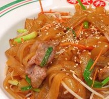 Dry-Fried Beef Rice Noodles