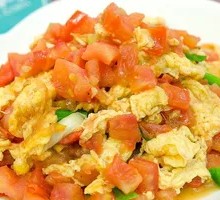 Tomato and Egg Stir-Fry