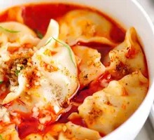 Spicy Oil Dumplings