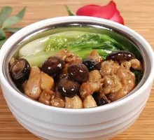 Stewed Chicken Rice with Mushrooms