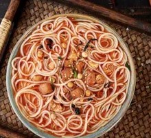 Braised Pork with Rice Noodles