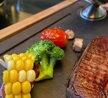 Garlic Roasted Australian Steak