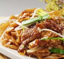 Stir-Fried Rice Noodles