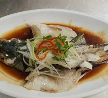 Leek-Flavored Grilled Sea Bass