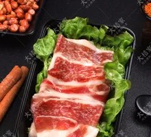 Thin-sliced pork belly