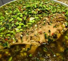 Braised Mackerel with Green Peas