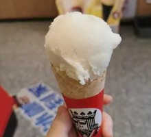 Vanilla Snowball Ice Cream