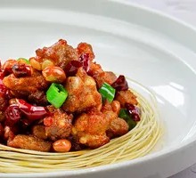 Garlic Pork Ribs with Spicy Flavor