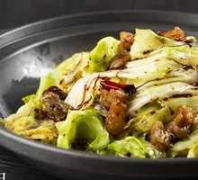 Sauce-Braised Cabbage