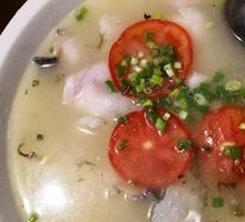 Sour Soup with Black Fish