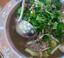 Stewed Beef with Elevated Feet