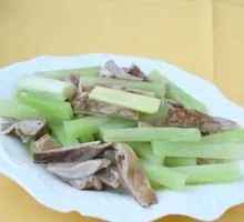 Braised Pig's Intestine with Lettuce