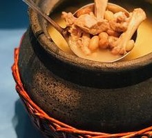Peanut and Eyebrow Bean Stewed Chicken Feet