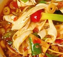 Pickled Chili Beef Tripe Noodles