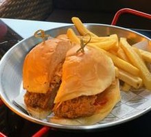 Magician's Fried Chicken Burger